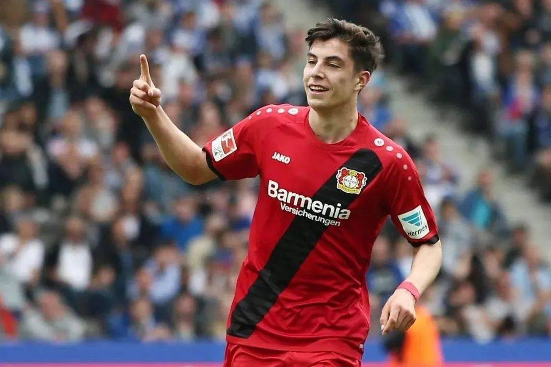  沙尔克04老帅回归执教，经验加持期待扭转颓势